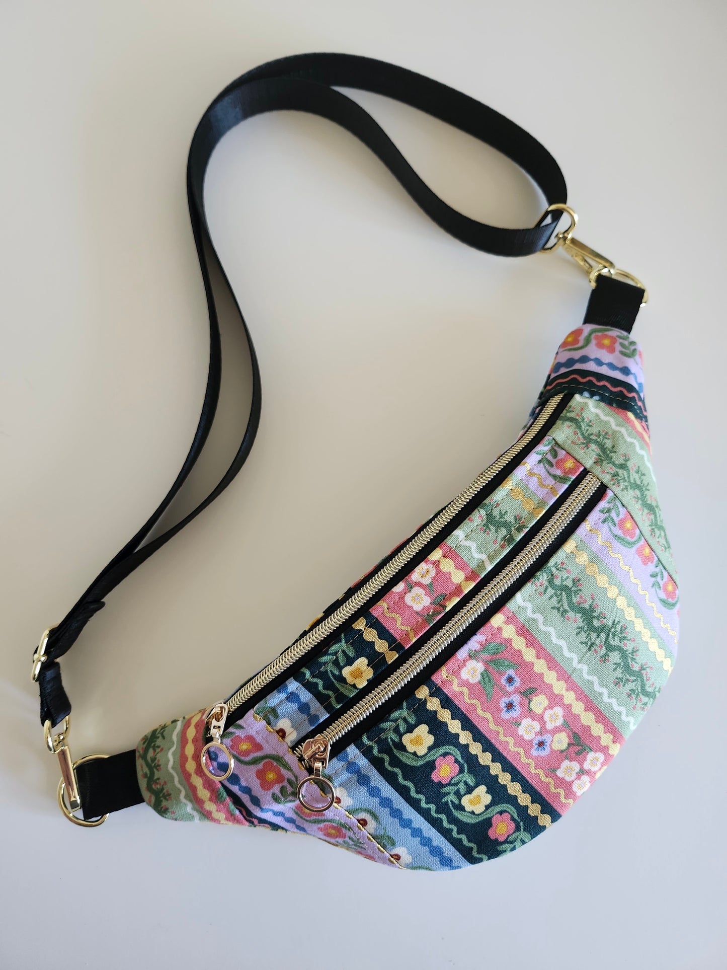 Cross Body Bag- Medium
